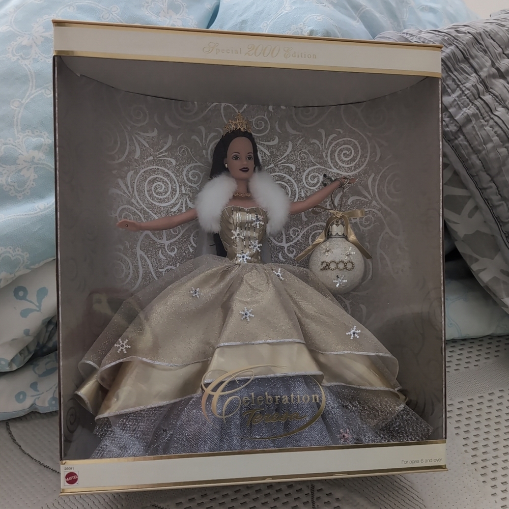 2000 Celebration Teresa Barbie Doll Holiday Special Edition